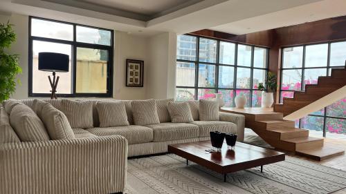 photo-2024-10-17-19-35-27_4